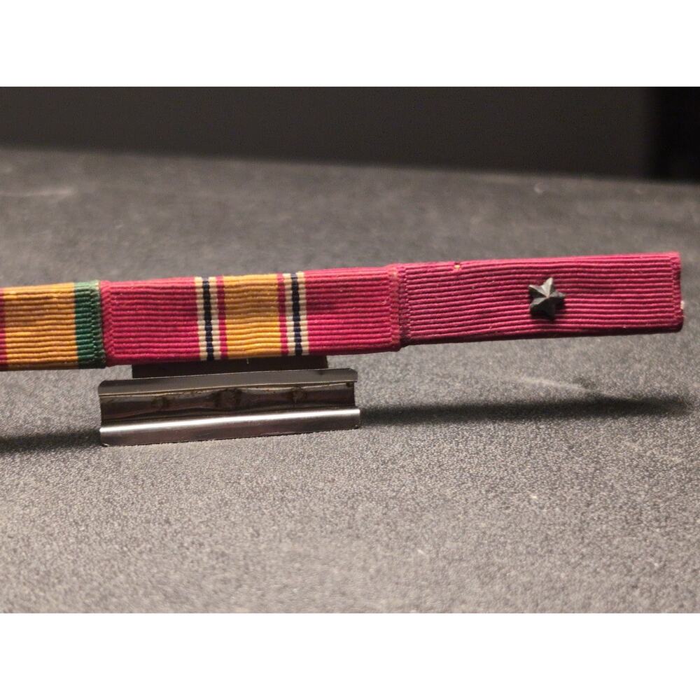 USMC Ribbons - Picture 3 of 8